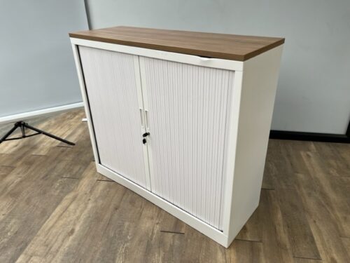 witte roldeurkast half hoog