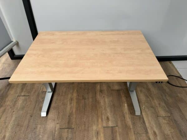 Zit-sta bureau enkel motor aluminium