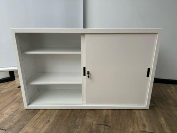 Witte schuifdeurkast van 160 x 100 x 45