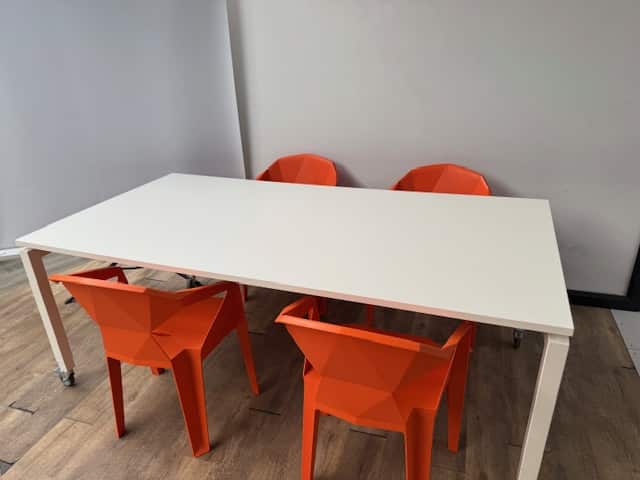 Verrijdbare vergadertafel wit 200 x 100