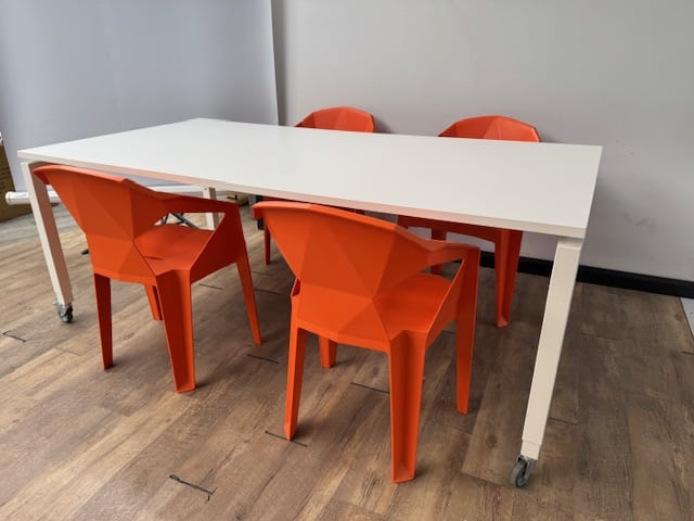 Verrijdbare vergadertafel wit 200 x 100