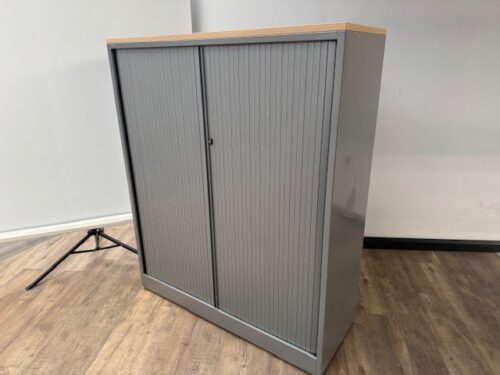 Ahrend aluminium roldeurkast van 143 x 120 x 45