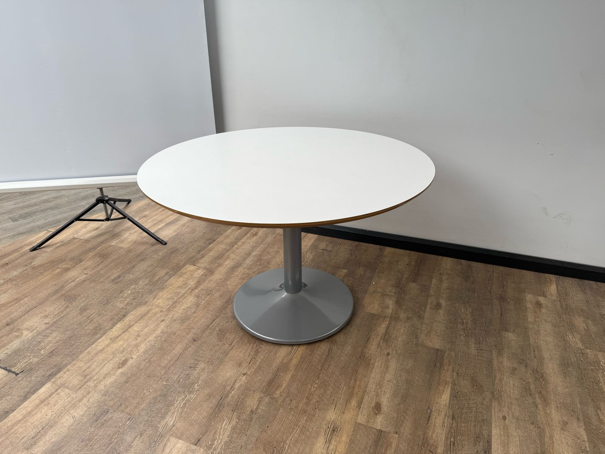 Ronde kantine/vergadertafel (Wit)