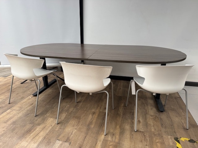 Half ronde vergadertafel Teezz