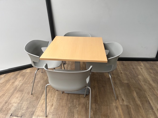 kantinetafel 80x80 - 4 persoons