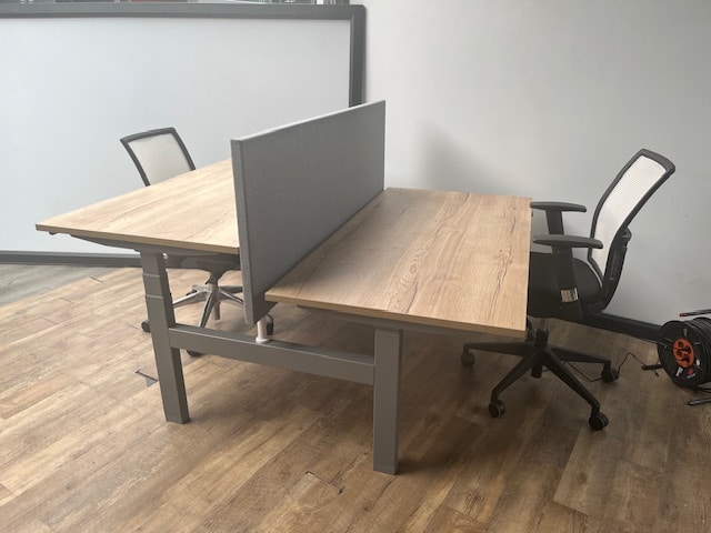 Elektrisch duo zit-sta bureau (aluminium)
