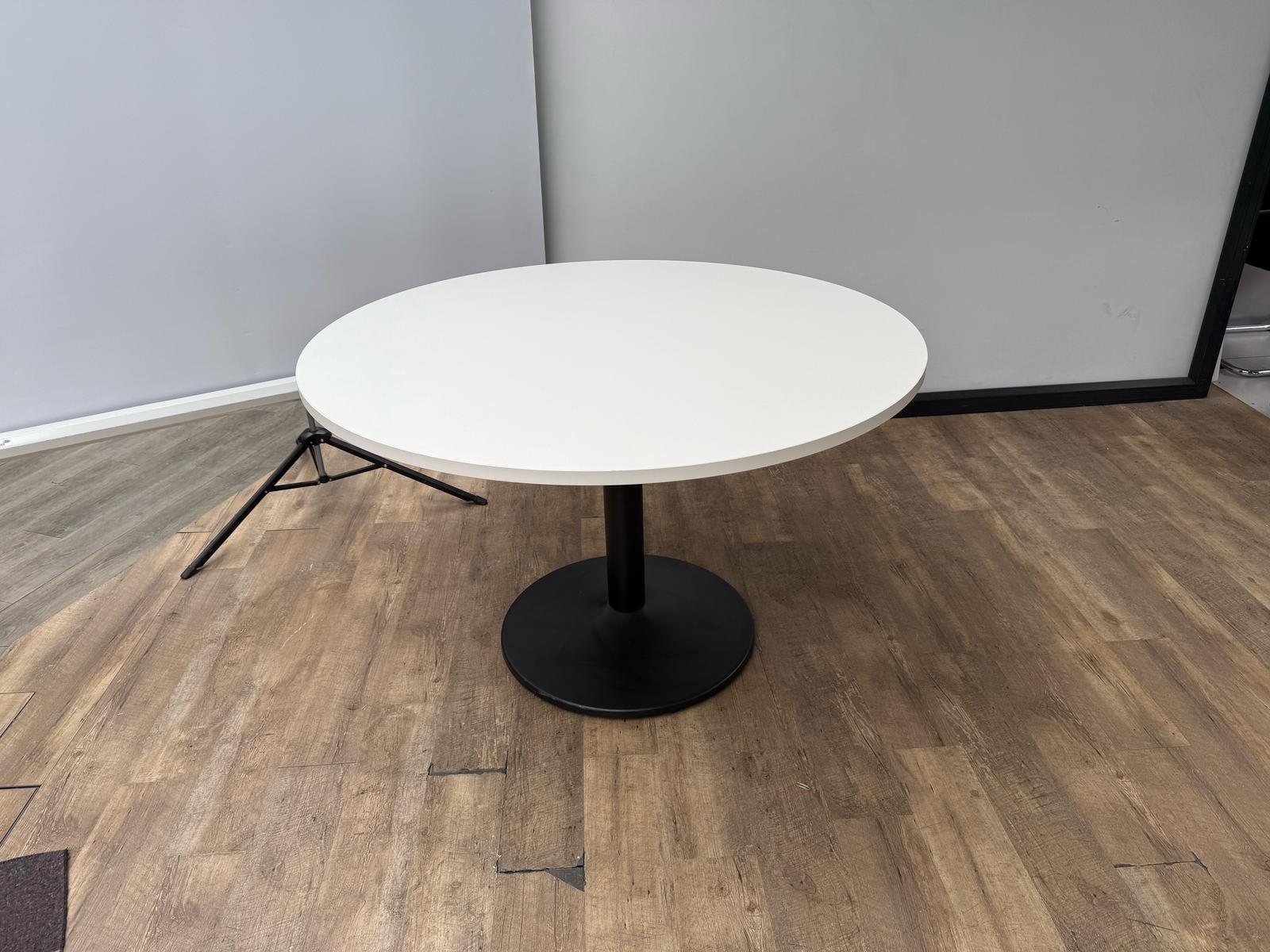 Ronde kantinetafel (Nieuw blad)