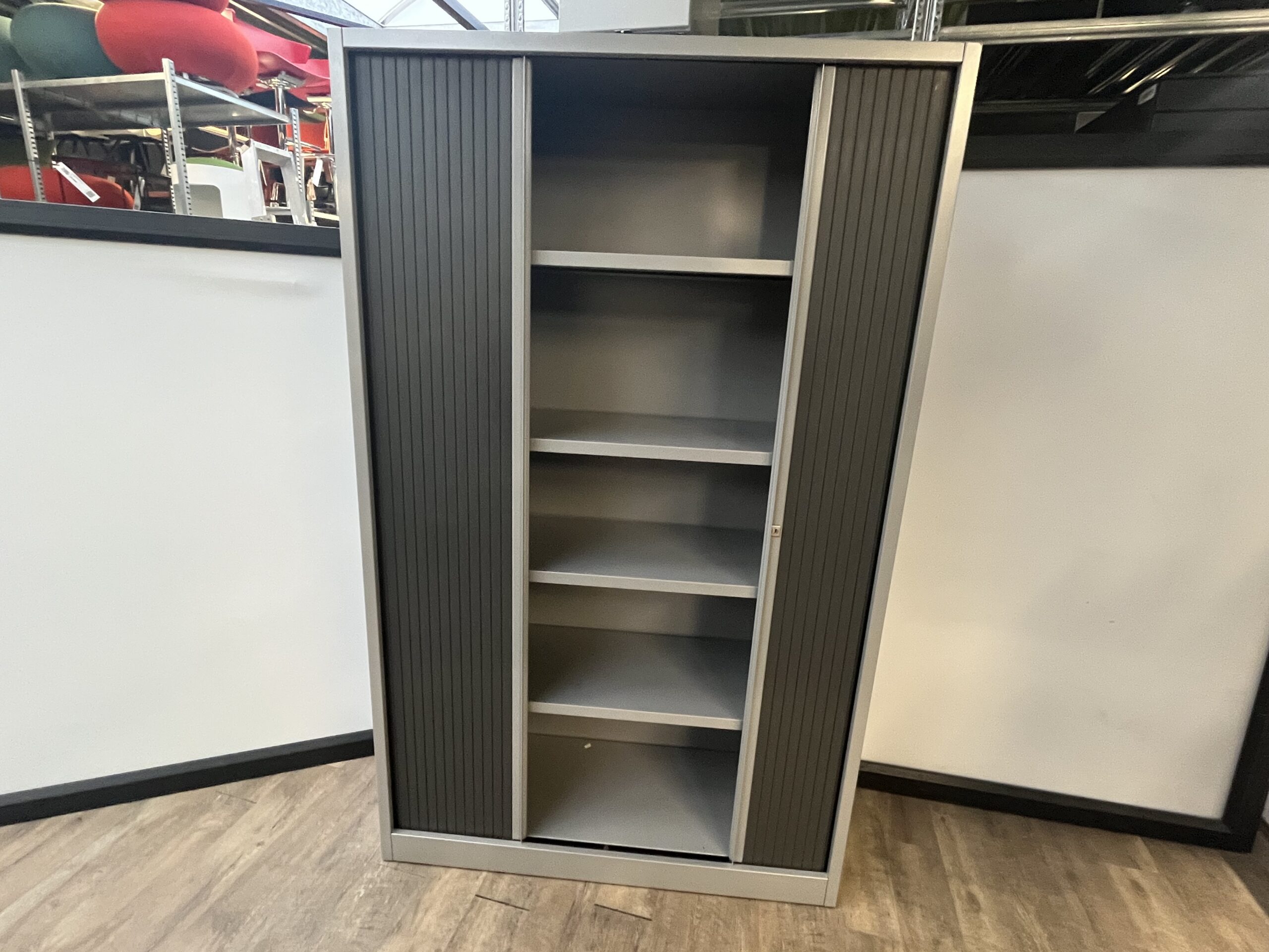 Alumnium roldeurkast 195×120