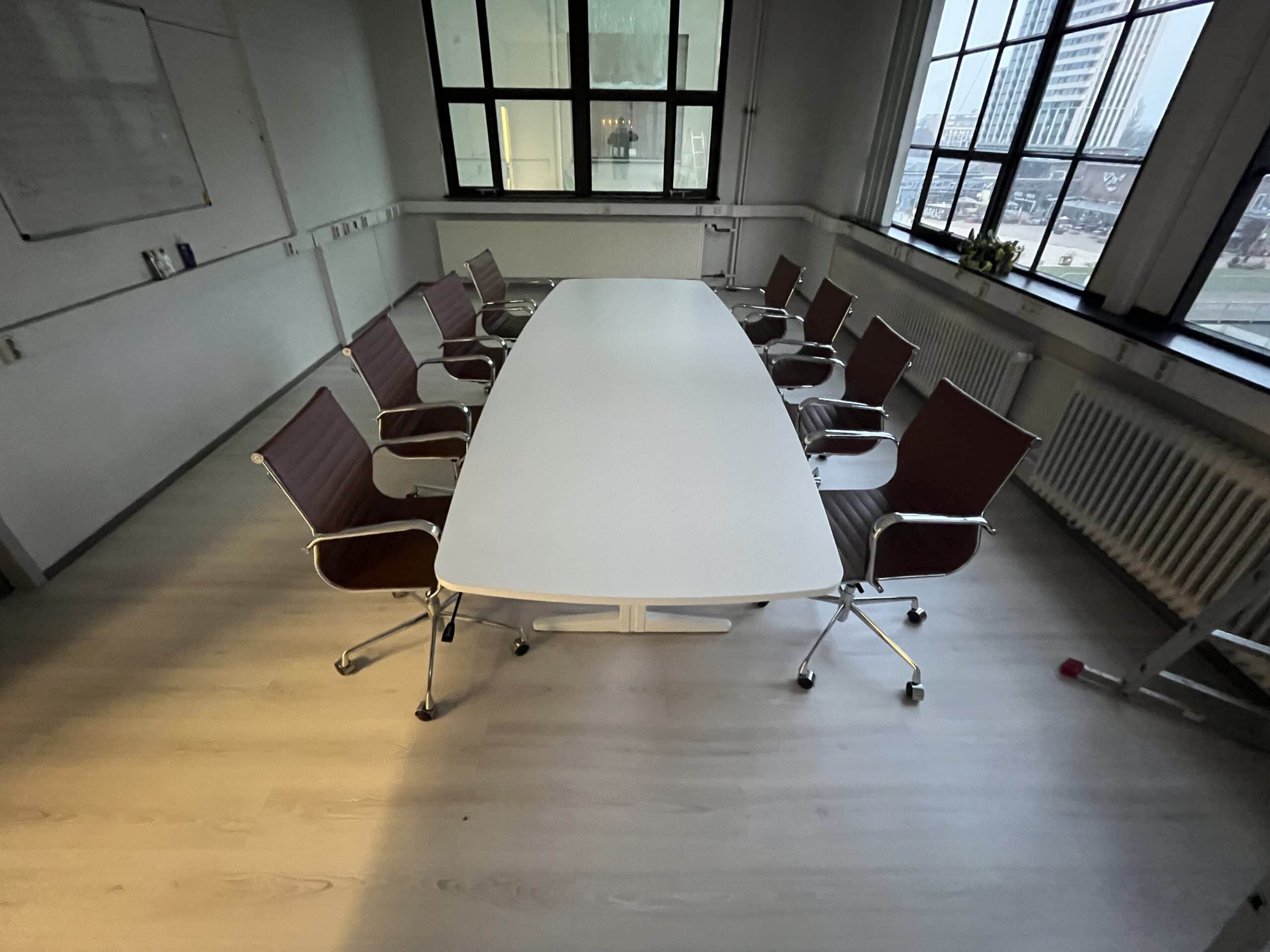 Grote vergadertafel wit – 320×120 cm