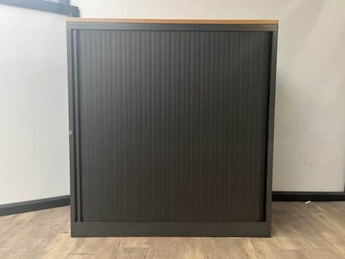 RB Mibra Roldeurkast (125)