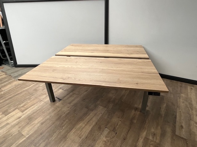 Elektrisch duo zit-sta bureau (aluminium) +wandje - BUR00167