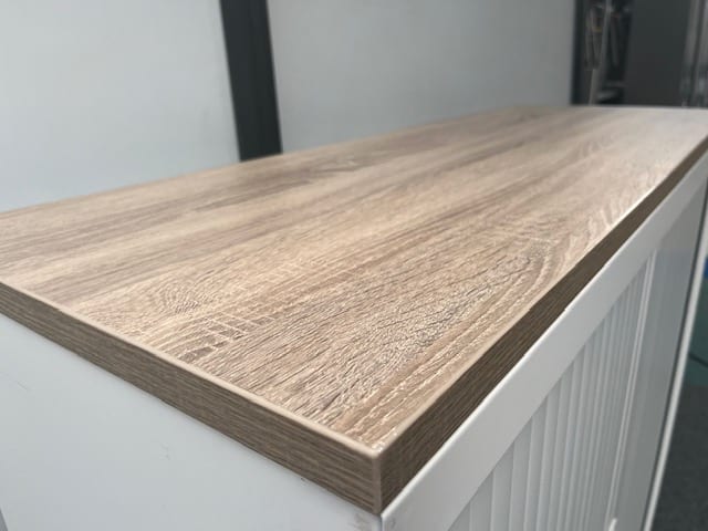 Roldeurkast wit (136x120)