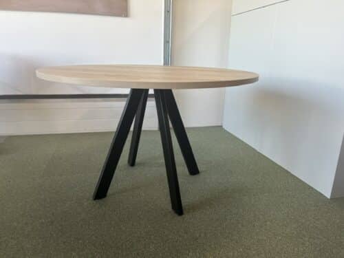 Vergadertafel Spin rond (Zwart)