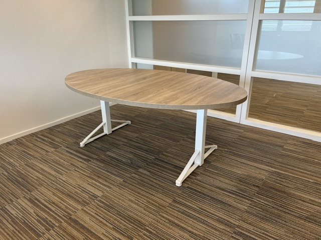 Ovale vergadertafel (200x120)
