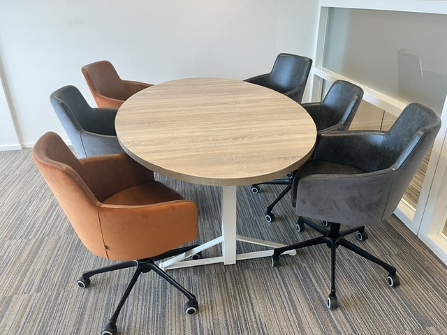 Ovale vergadertafel (200x120)