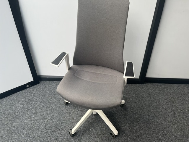 PUREis3 ergonomische bureaustoel